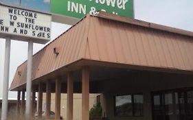 Sunflower Inn & Suites - Garden City